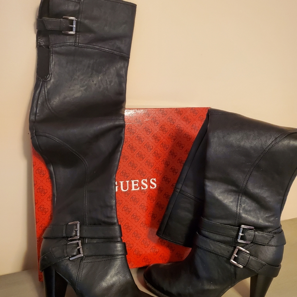 Guess boots
